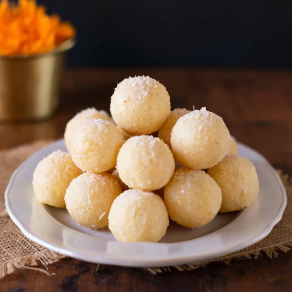 Coconut ladoo